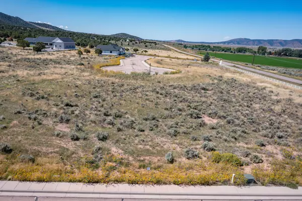 Parowan, UT 84761,1555 W Flint DR