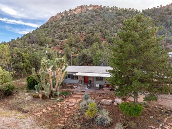 1471 W Mardean CIR, Apple Valley, UT 84737