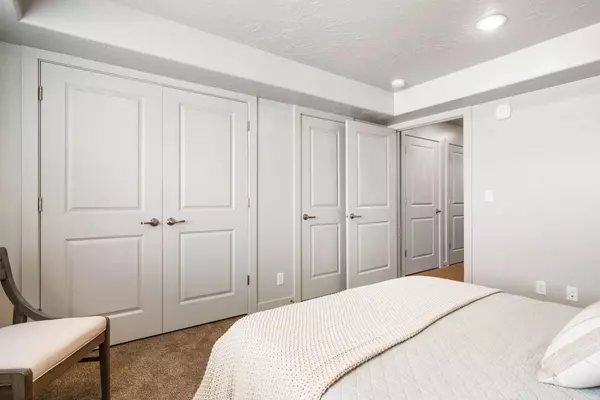 Hurricane, UT 84737,228 N Lone Rock 102