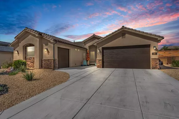 599 N Sandy Talus DR, Washington, UT 84780