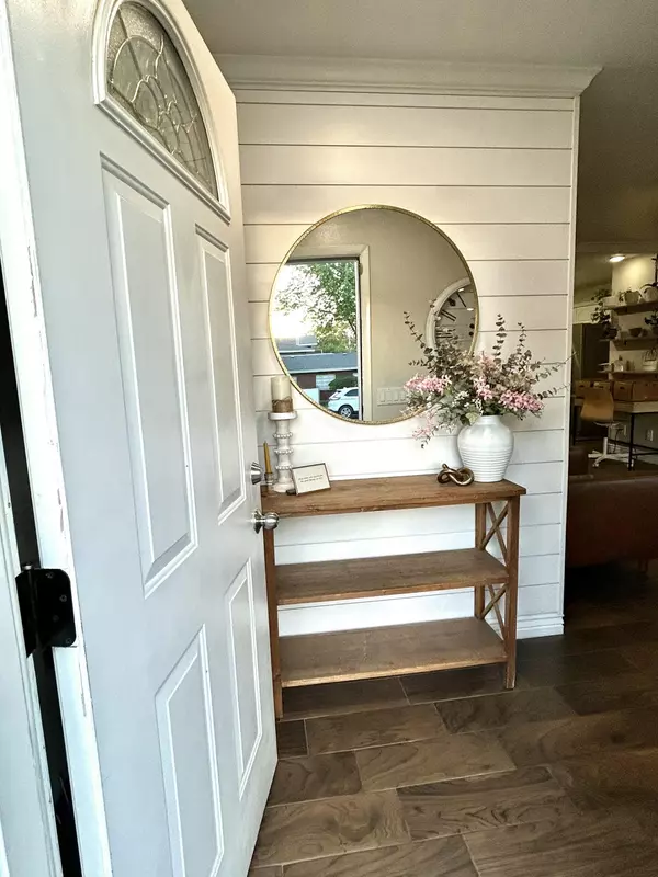 Santa Clara, UT 84765,1475 N Chapel ST