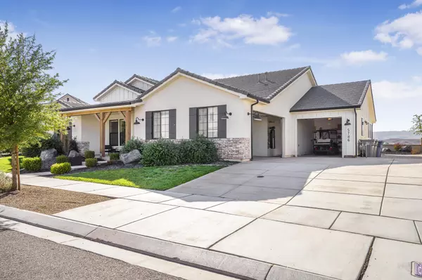 St George, UT 84790,5786 S Amber Ridge DR