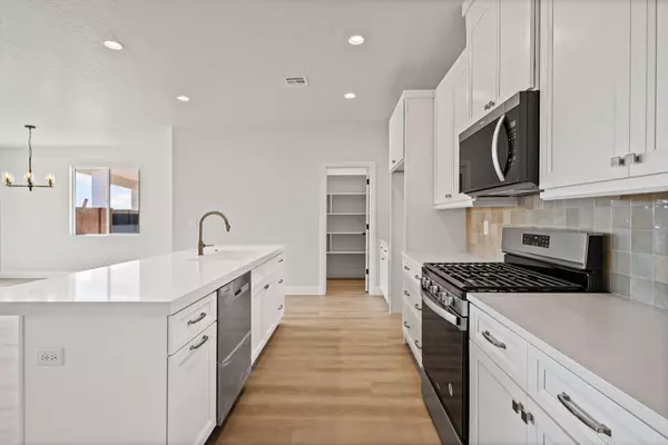 Washington, UT 84780,1026 E Coyote Crest DR