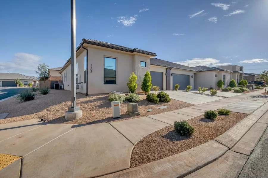 1198 W Felter DR, St George, UT 84790