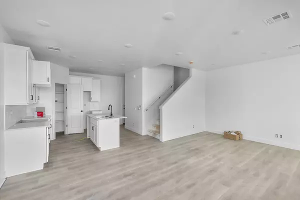 St George, UT 84790,887 W Boxthorn DR 1419