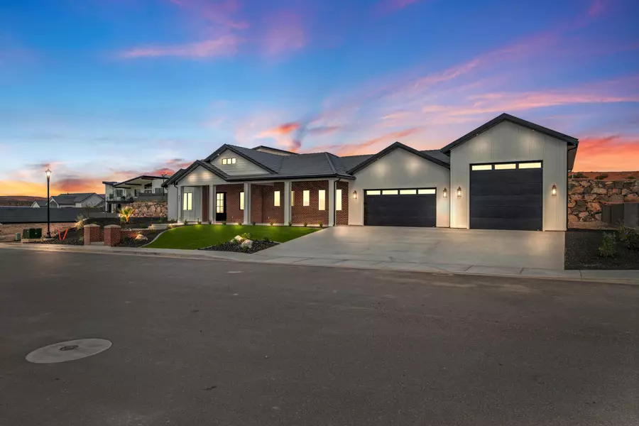991 N Red Rock RD, St George, UT 84770
