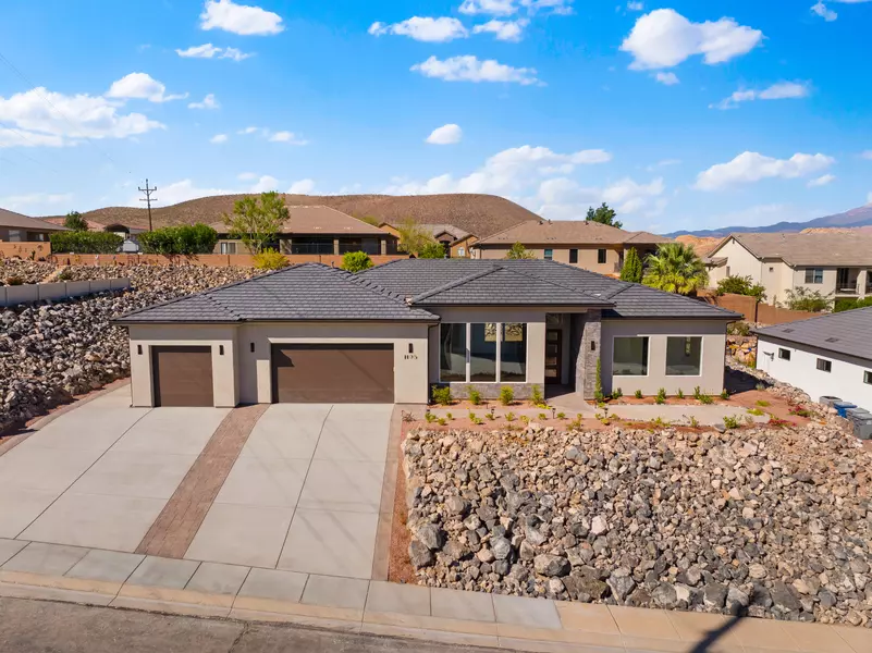 1195 N 50 W 65, Hurricane, UT 84737