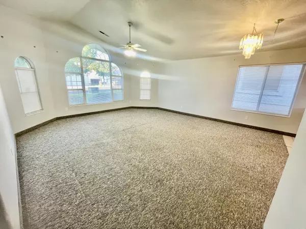 St George, UT 84790,2045 S 1400 E 12