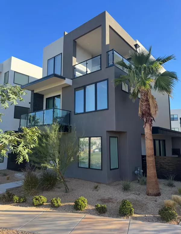 St George, UT 84790,723 W Sapphire LN