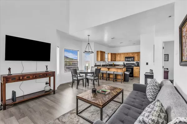 St George, UT 84770,1277 W Las Hurdes DR