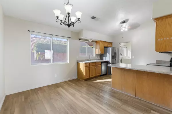 St George, UT 84790,646 N 2450 E 17