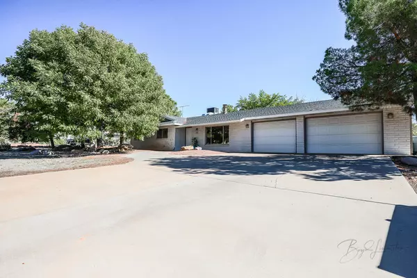 Washington, UT 84780,240 Red Rock DR