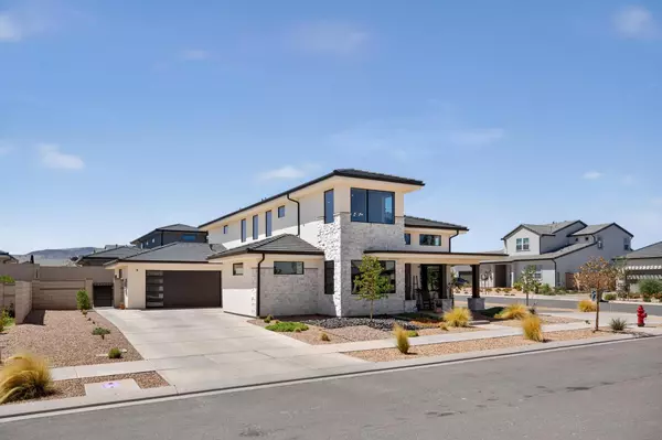 755 W Juniper Hill DR, St George, UT 84790