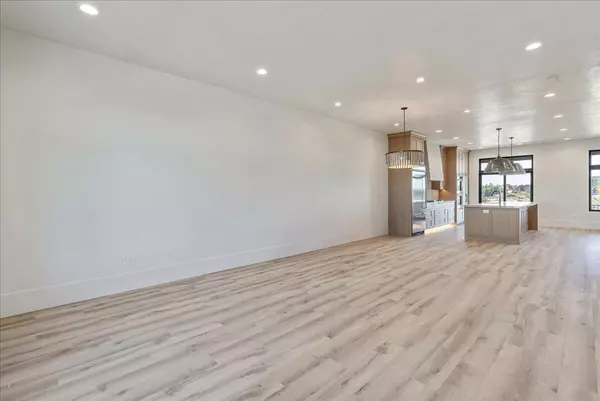 Lehi, UT 84043,1610 E Center Pointe DR