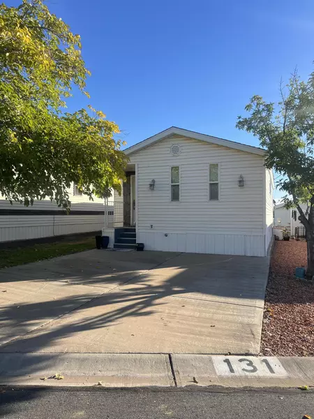 1150 W Red Hills Pkwy 131, Washington, UT 84780