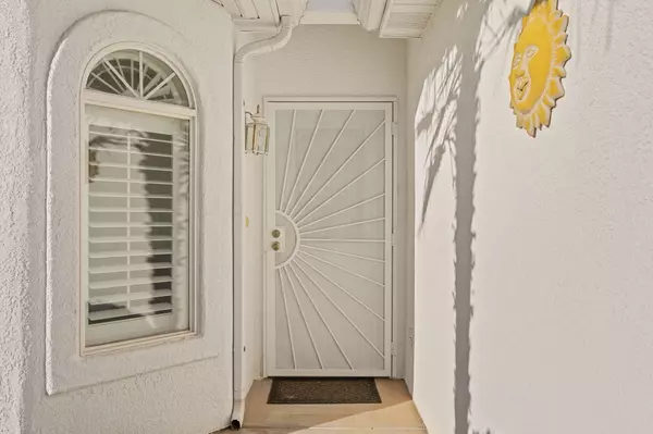 St George, UT 84790,210 N Mall DR 96