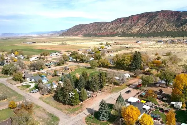 Paragonah, UT 84760,219 E 100 N