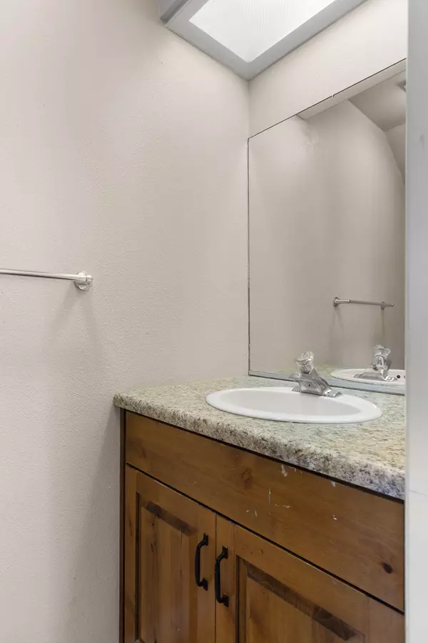 St George, UT 84770,1729 W 950 N 19