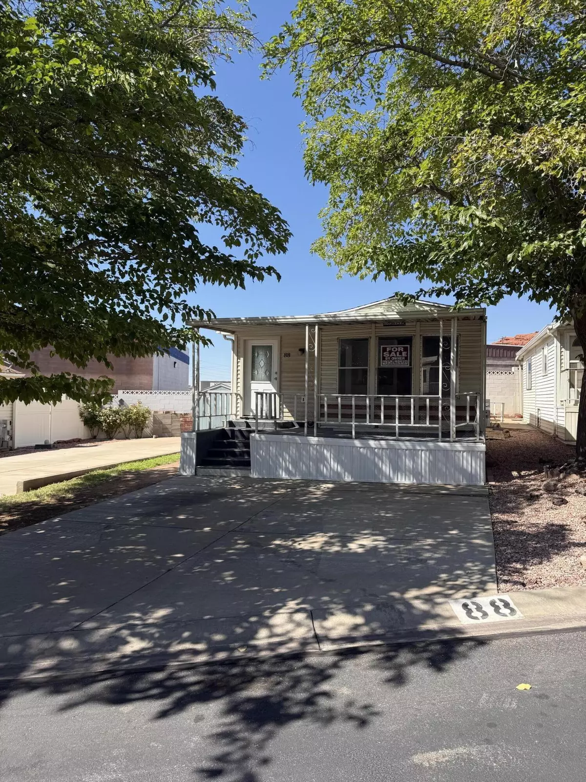 Washington, UT 84780,1150 W RED HILLS 88