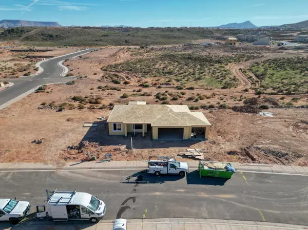 Hurricane, UT 84737,524 N 3010 W