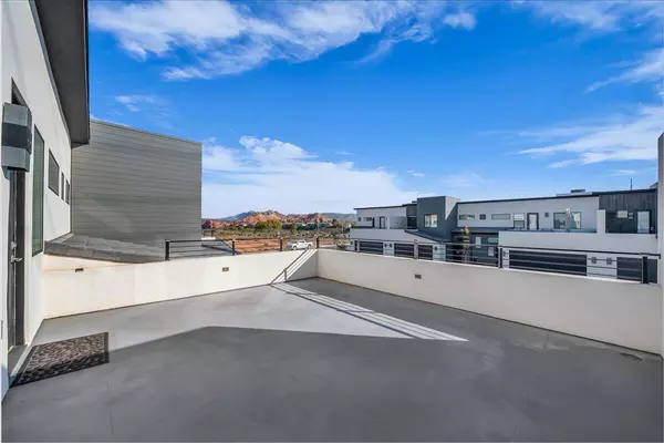 Hurricane, UT 84737,2681 W 625 N 3