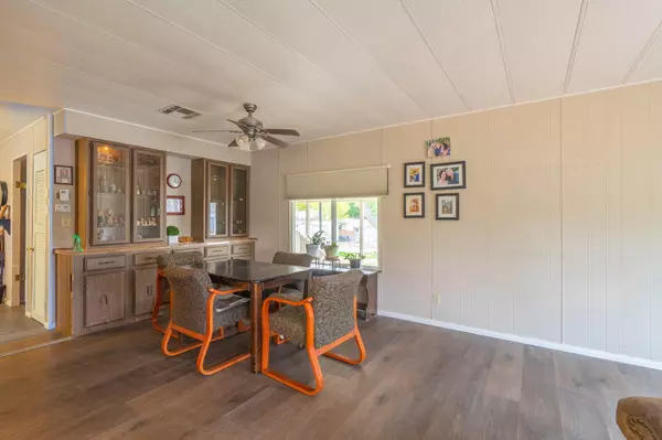 La Verkin, UT 84745,230 W 300 N