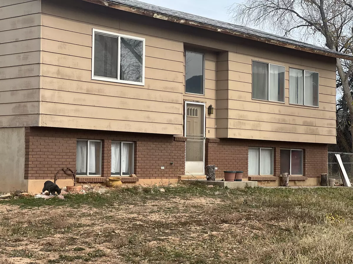 Parowan, UT 84761,267 N 300 W