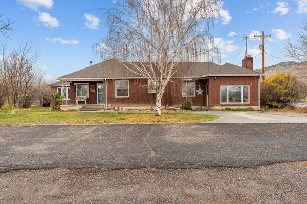 81 N 500 W, Tropic, UT 84776