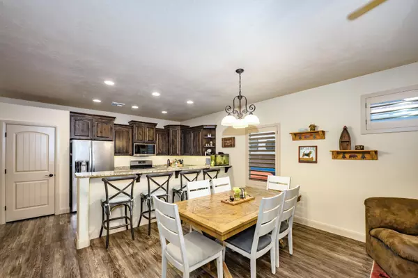 Hurricane, UT 84737,2422 S 675 W