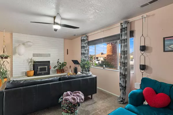 St George, UT 84770,948 N 2050 E CIR