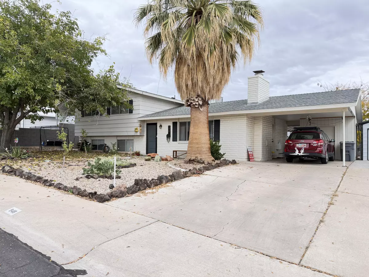 St George, UT 84770,948 N 2050 E CIR