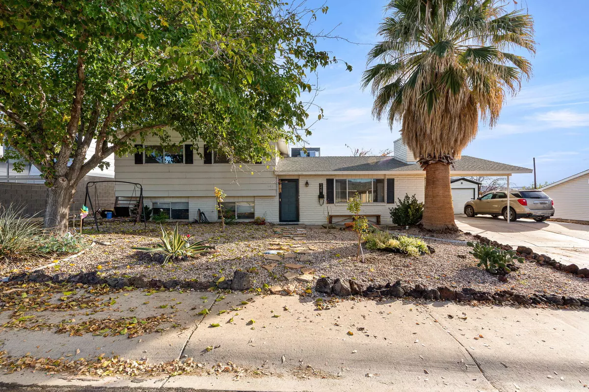 St George, UT 84770,948 N 2050 E CIR