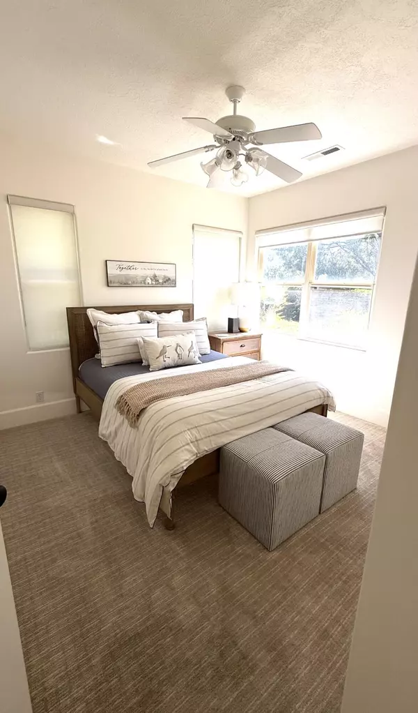 Washington, UT 84780,834 W Chickadee CT