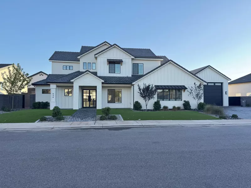 624 E Pine ST, Washington, UT 84780