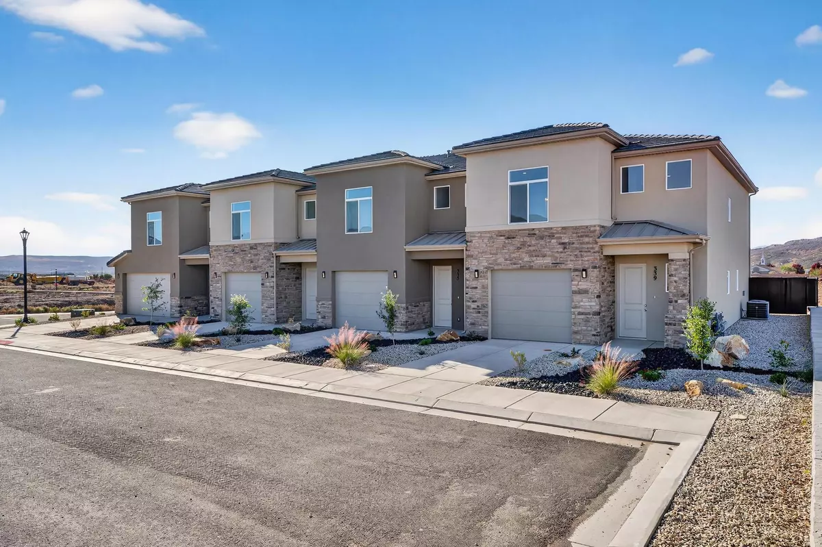 Hurricane, UT 84737,321 N 3210 W