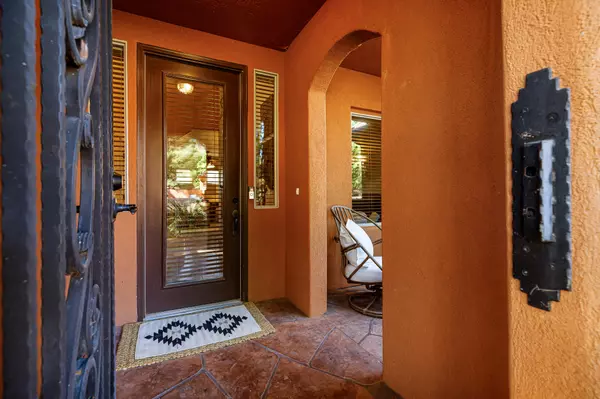 Kanab, UT 84741,320 Los Barancos LN