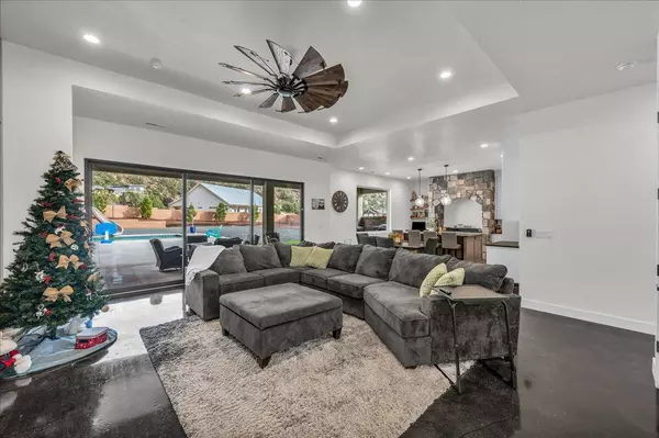 Apple Valley, UT 84737,2906 N PURPLE SAGE RD