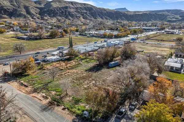 La Verkin, UT 84745,233 N STATE ST