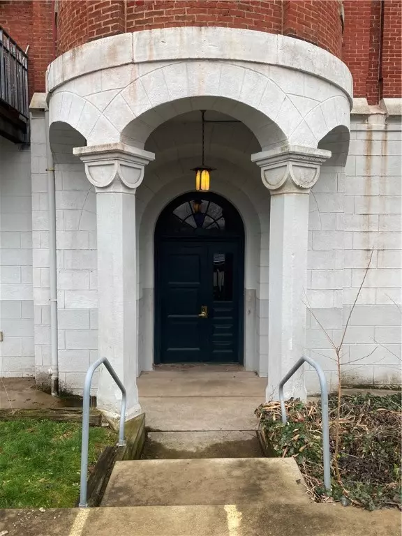 South Side, PA 15203,1 Pius St #D3