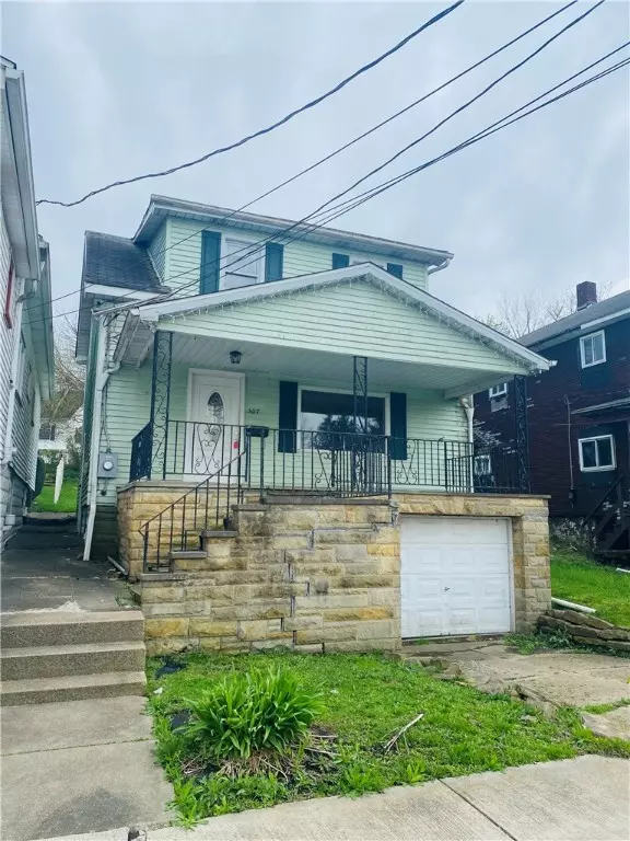 307 Summit Ave, Ellwood City - Law, PA 16117
