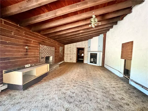 Shenango Twp - Law, PA 16101,3516 Ellwood Road