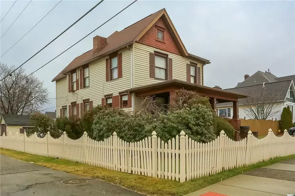 Ellwood City - Law, PA 16117,416 Spring Avenue