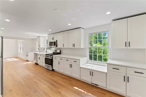 Canonsburg, PA 15317,106 Old Meadow Ct