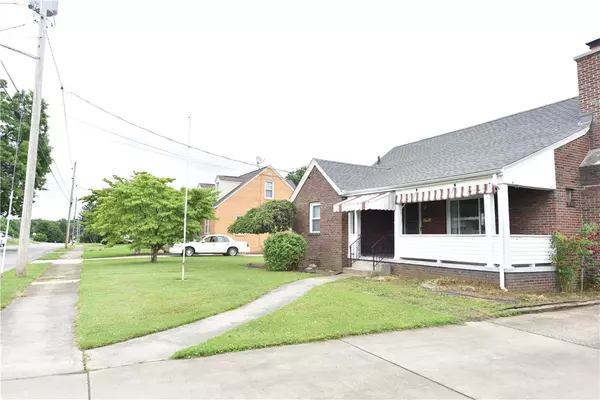 New Castle/4th, PA 16101,926 Ryan Ave