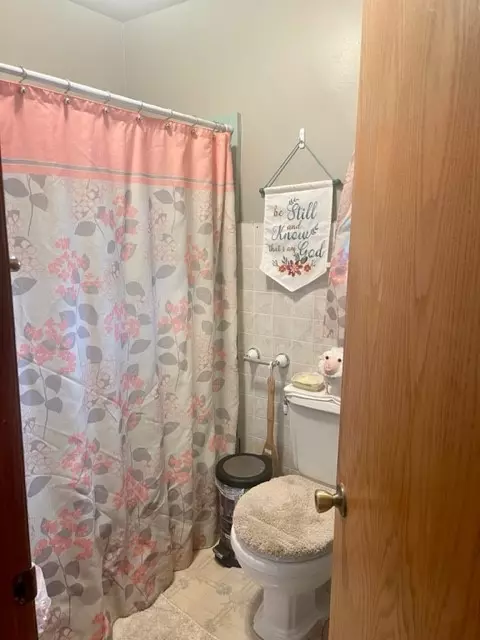 Neshannock Twp, PA 16105,2864 Mercer Rd