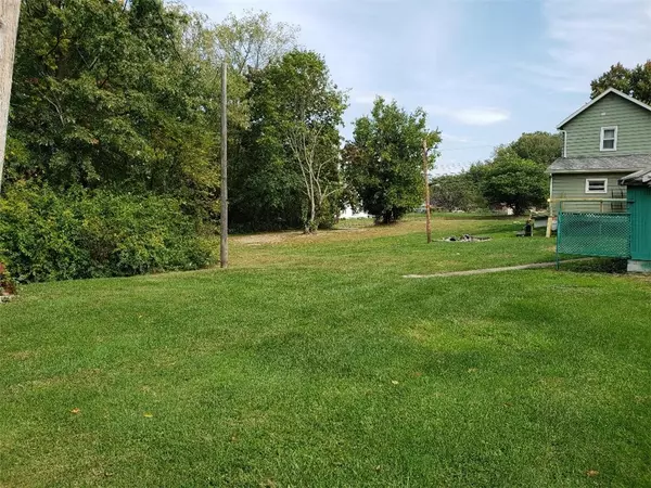 Shenango Twp - Law, PA 16101,3006 Old Pittsburgh Road