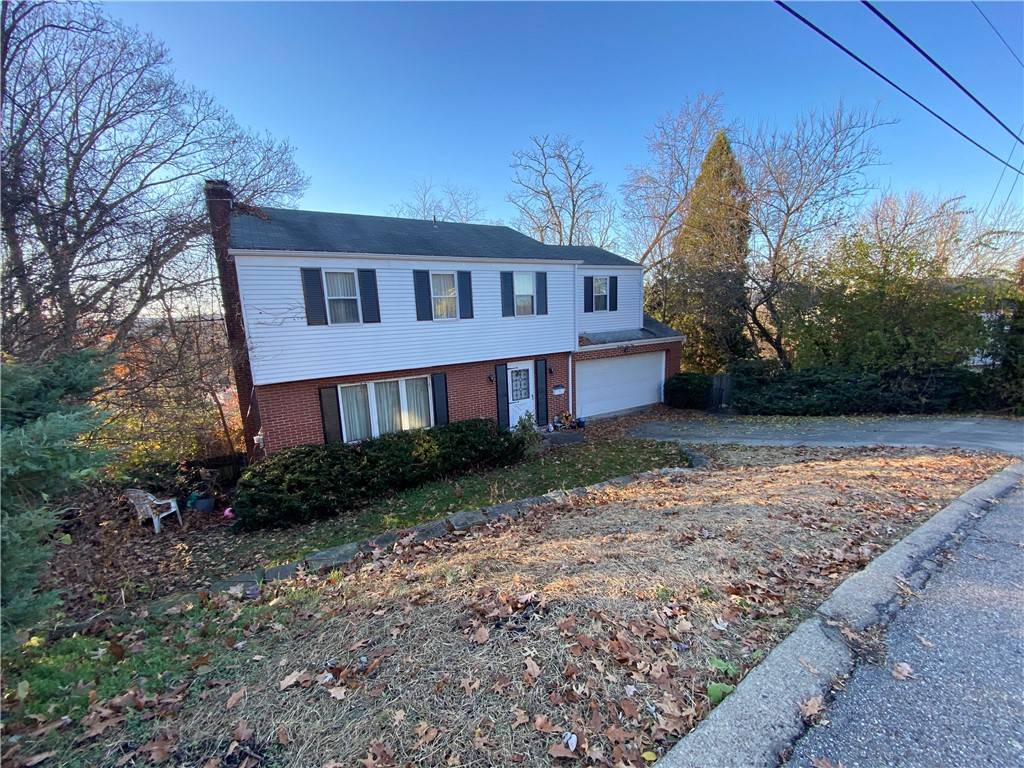 1349 Pesavento Dr, Bridgeville, PA 15017