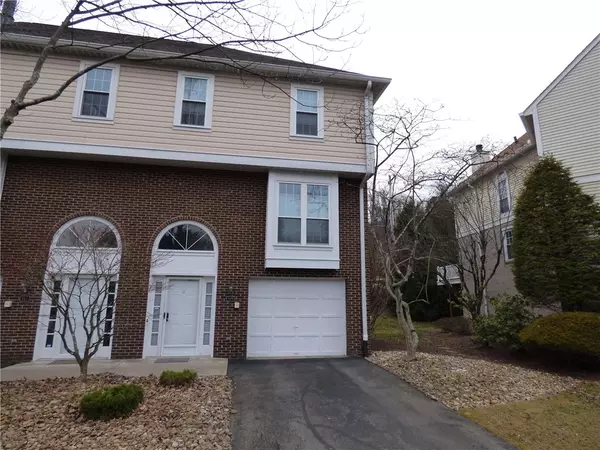 519 Lakewood Dr, Monroeville, PA 15146