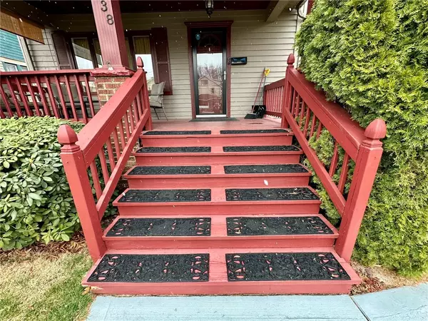 New Castle/1st, PA 16101,238 W Moody Avenue