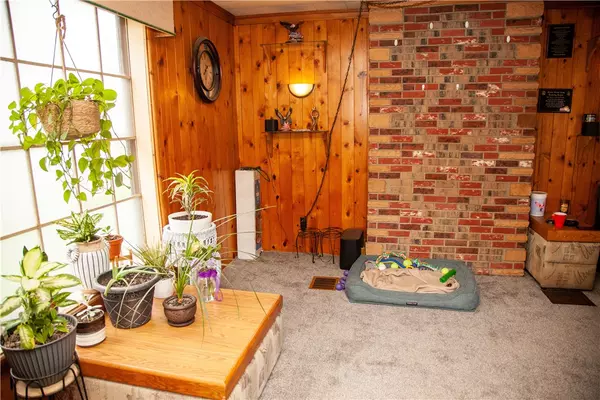 Dawson, PA 15428,211 Laughlin St